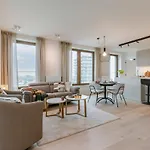 Huswell - With Fantastic View, Terrace And Parking Οστένδη