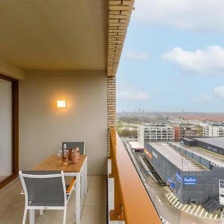 Huswell - With Fantastic View, Terrace And Parking Οστένδη