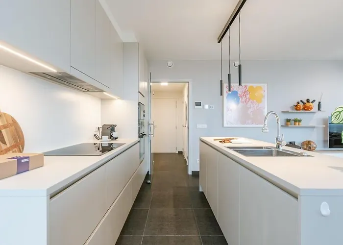 Huswell - With Fantastic View, Terrace And Parking Appartement *