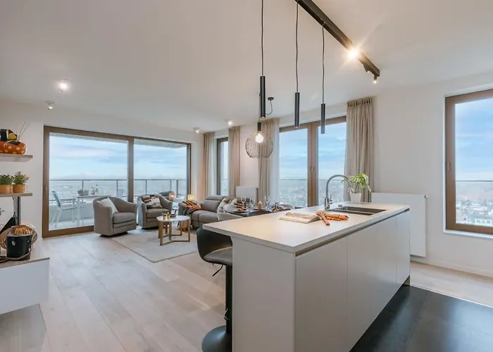 Huswell - With Fantastic View, Terrace And Parking Appartement